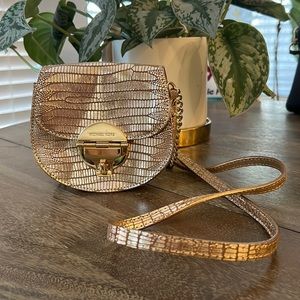 Mini Michael Kors Gold crossbody
